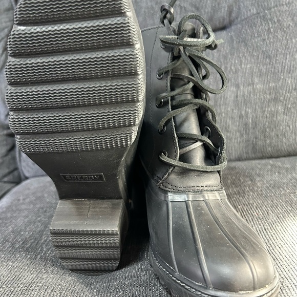 Women's “Sperrys” Lace-Up Waterproof Boots - Picture 5 of 5